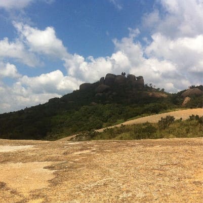 Capa pedra grande